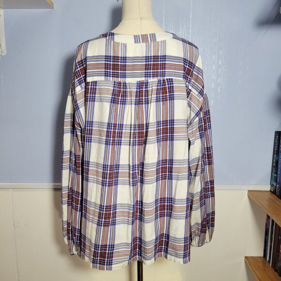 Every Moment XXL White Red Blue Button Up Longsleeve Lightweight Plaid Blouse - Picture 7 of 9